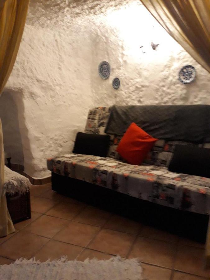 The Welcome Cave Freila Екстер'єр фото