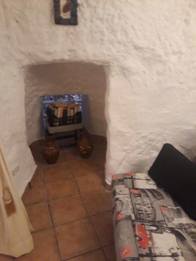 The Welcome Cave Freila Екстер'єр фото